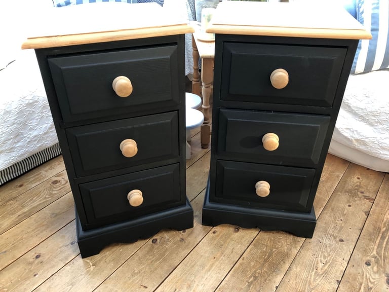 image for A Pair of Pine Bedside Tables
