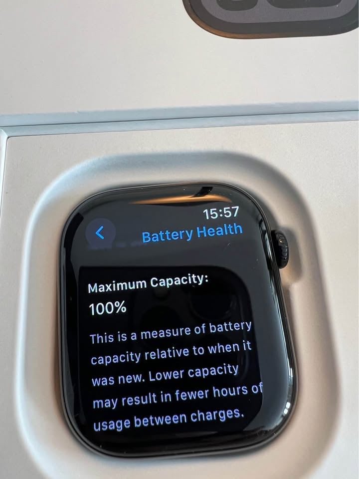 Apple Watch Series 42mm Jet Black, Aluminium. Warranty. 