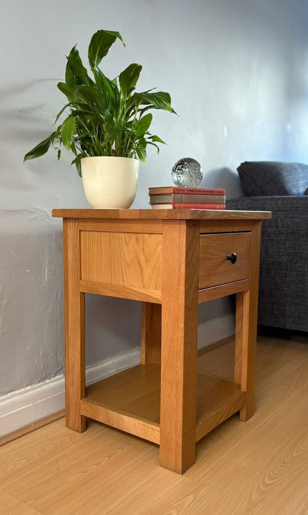 Solid Oak Side Table 
