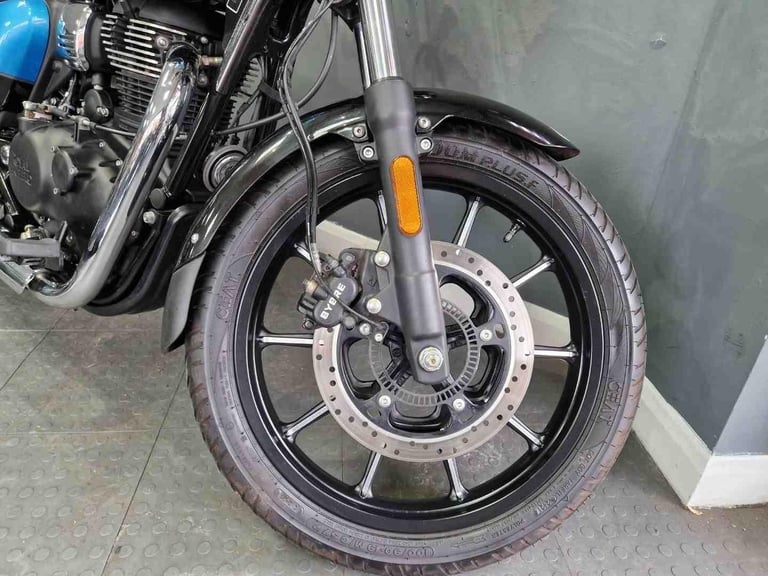 Royal Enfield METEOR 350 SUPERNOVA