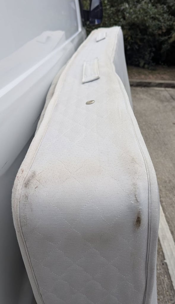 Bed double bed Divan Bed FREE Delivery