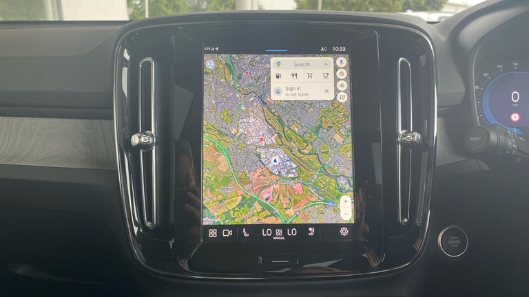 2024 Volvo XC40 2.0 B3P Ultra Dark 5dr Auto ESTATE PETROL Automatic