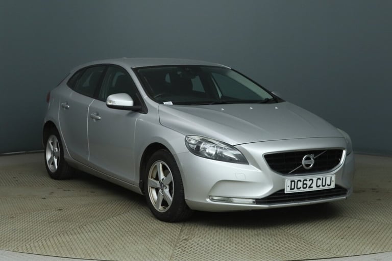 2012 Volvo V40 D2 ES Nav 5dr HATCHBACK Diesel Manual