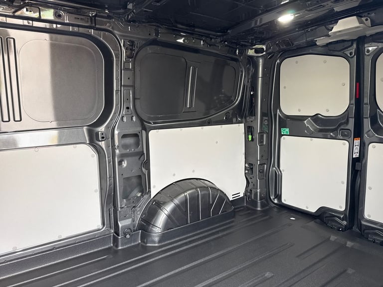  Volkswagen Transporter Panel Van 2.0 Tdi T28 Commerce Pro Panel Van 5dr Diesel