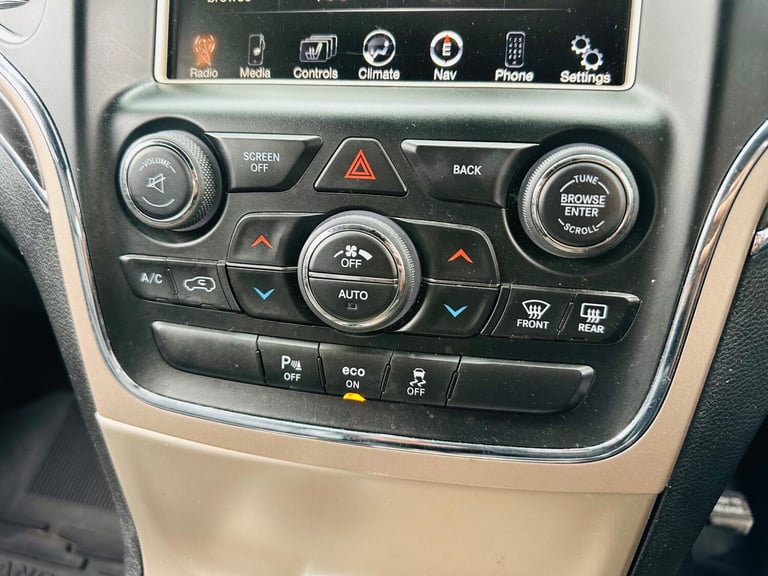 2014 Jeep Grand Cherokee 3.0 V6 CRD Limited Auto 4WD Euro 5 5dr ESTATE Diesel Automatic