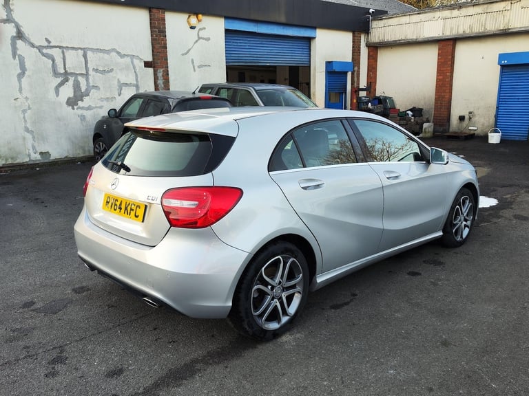 2014 Mercedes-Benz A-Class 1.5 A180 CDI Sport 7G-DCT Euro 5 (s/s) 5dr HATCHBACK Diesel Automatic