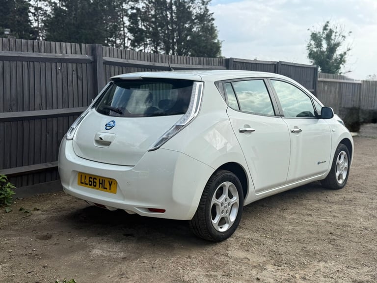 2016 Nissan Leaf 80kW Acenta 30kWh 5dr Auto HATCHBACK Electric Automatic