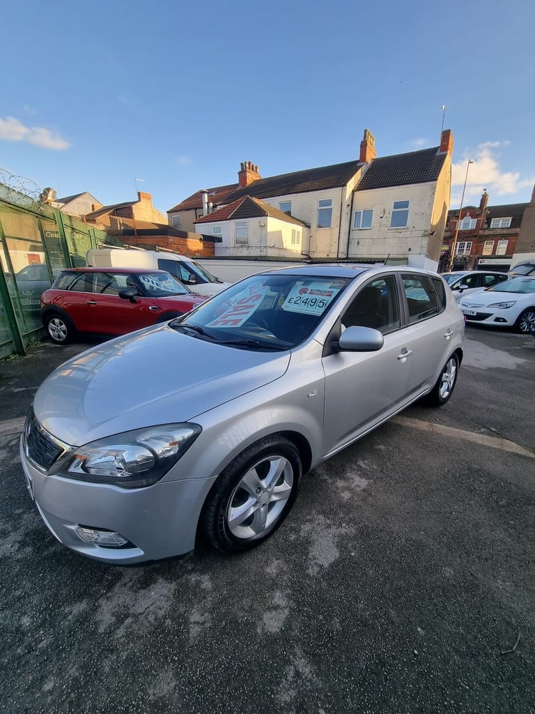 2011 Kia Ceed 1.6 CRDi 89 2 EcoDynamics 5dr HATCHBACK Diesel Manual