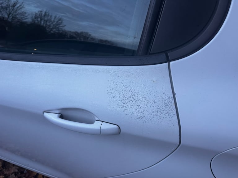 Peugeot, 208, Hatchback, 2014, Manual, 1199 (cc), 5 doors