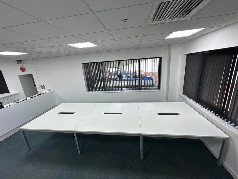 Office Clearance – Free Desks/Tables (Collection Only, HP2 4TP) - Call for any enquiries