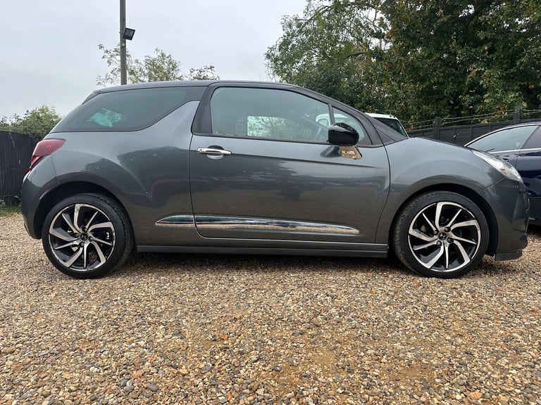 2015 DS Automobiles DS 3 1.6 DS3 D Style Nav Blue HDi S/S 3dr Hatchback Diesel Manual