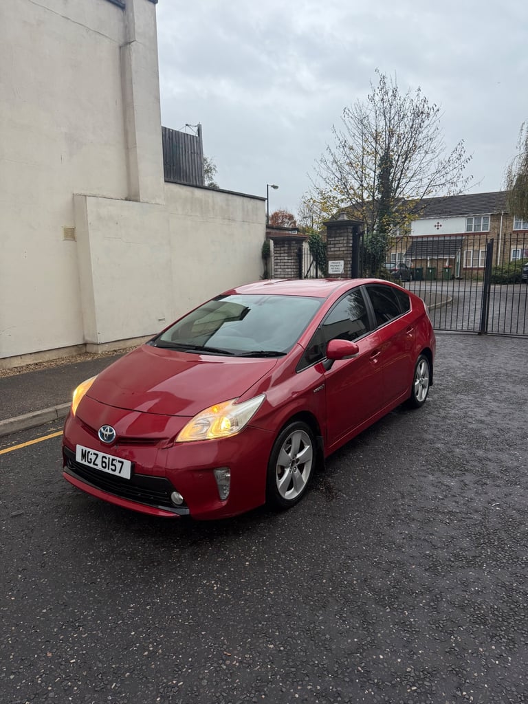 2012 TOYOTA PRIUS T4 1.8 HYBRID AUTOMATIC UK MODEL FULL LOADED SPEC 
