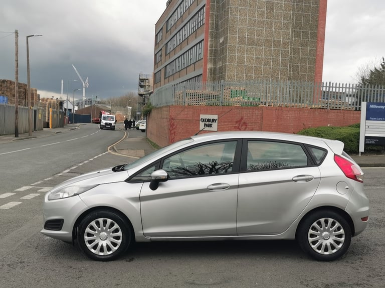 2015 Ford Fiesta 1.5 TDCi Style 5dr HATCHBACK Diesel Manual