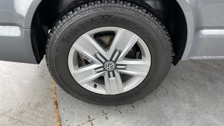 2023 Volkswagen Transporter 2.0 TDI 150 Highline Kombi Van Manual Combi Van Diesel Manual