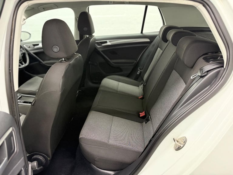 VOLKSWAGEN GOLF 1.6 TDI BlueMotion Tech S 2015