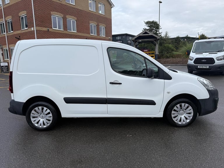 CITROEN BERLINGO 1.6 BlueHDi 850 Enterprise 2017