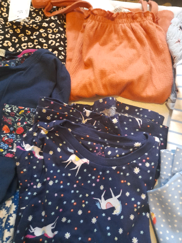 Girls 8-10yrs Clothes Mostly New bundle