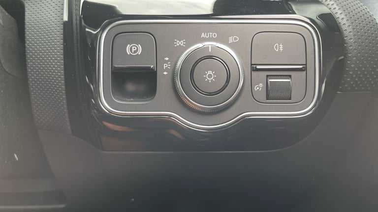 2019 Mercedes-Benz CLA 220 AMG Line 4dr Tip Auto Petrol Saloon Saloon Petrol Automatic