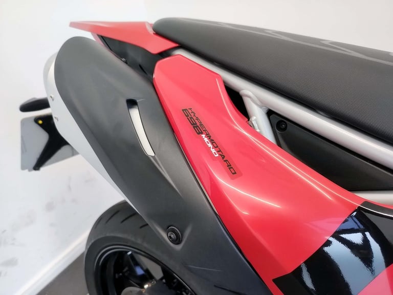 2025 Ducati Hypermotard 698 Mono Red 925 Miles | £176 Dep & £176 pcm