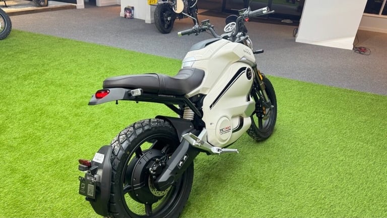 2025 SUPER-SOCO TC TC WANDERER PRO MOTORBIKE Electric Automatic