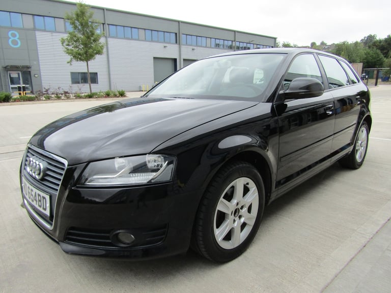 LEFT HAND DRIVE 2010 AUDI A3 1.6SPORTBACK JUBILEE MODEL ESTATE 5DR PETROL MANUAL