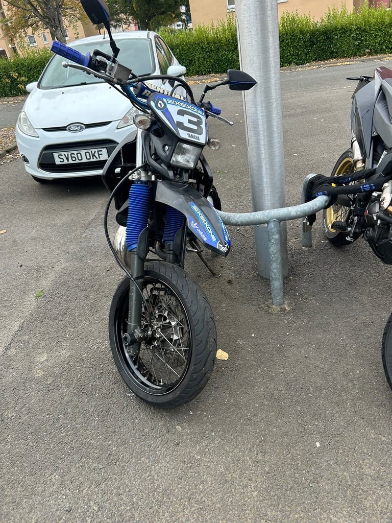 Dt 125 x supermoto 