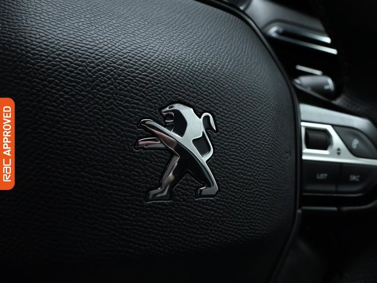 2022 Peugeot E-2008 50kWh GT SUV 5dr Electric Auto (136 ps) Hatchback Automatic