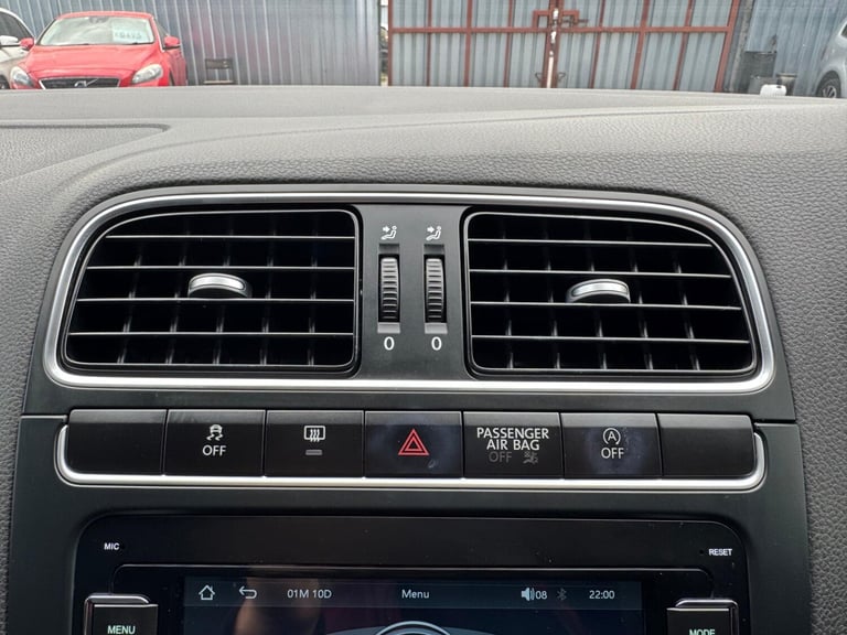 2013 Volkswagen Polo 1.2 TSi BLUEMOTION Hatchback Petrol Automatic