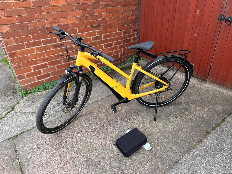image for Specialised Turbo Vado 4.0 2020 Electric Bike Size Medium Yellow Step-through frame 