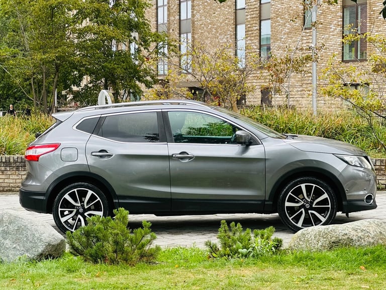 2014 Nissan Qashqai 1.5 dCi Tekna 5dr Diesel