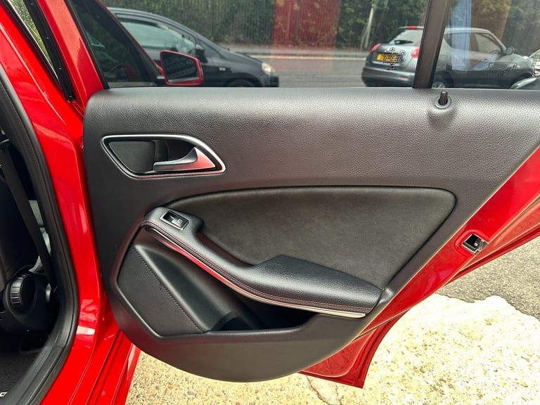 67 reg mercedes a class A180d AMG Line 1.5 litr diesel 5dr Automatic
