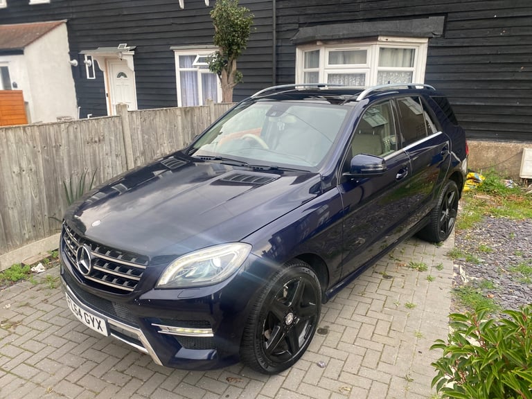Mercedes-Benz, M CLASS, ML 350, 2014, Semi-Auto, 2987 (cc), 5 doors