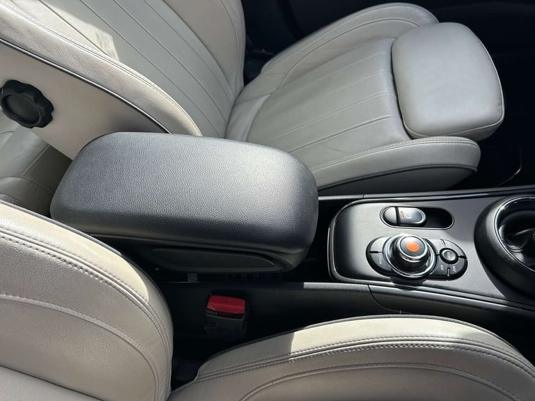 2019 MINI Countryman 2.0 Countryman Cooper D ALL4 Exclusive Auto 4WD 5dr SUV Diesel Automatic