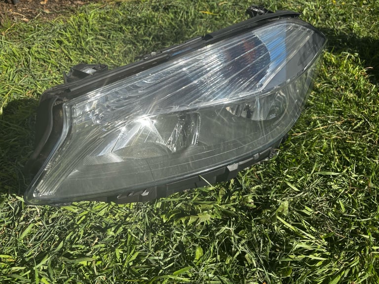 Mercedes A class 2015 w176  headlight