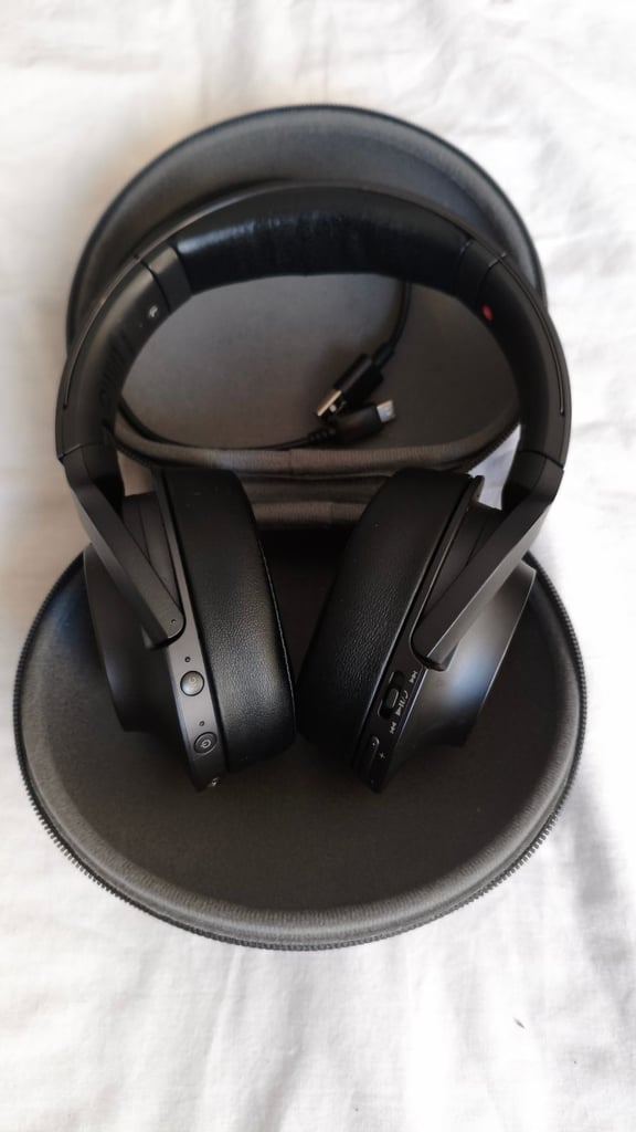 SONY HEADPHONES Bluetooth noise cancelling wireless