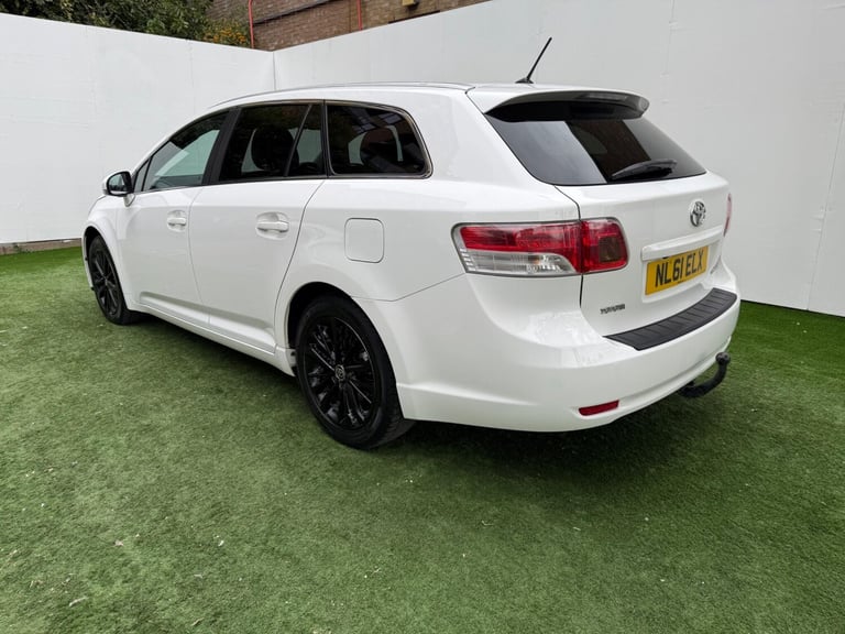 2011 Toyota Avensis 2.0 D-4D TR Tourer Euro 5 5dr ESTATE Diesel Manual