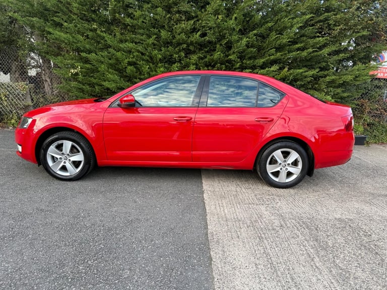 2016 Skoda Octavia 1.6 TDI SE DSG Euro 6 (s/s) 5dr HATCHBACK Diesel Automatic