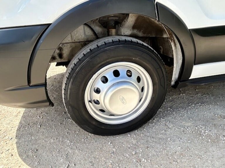 2022 Ford Transit T350 2.0TDCi S/Cab LEADER L4 4M XLWB Dropside DRW 130PS Dropside Diesel Manual