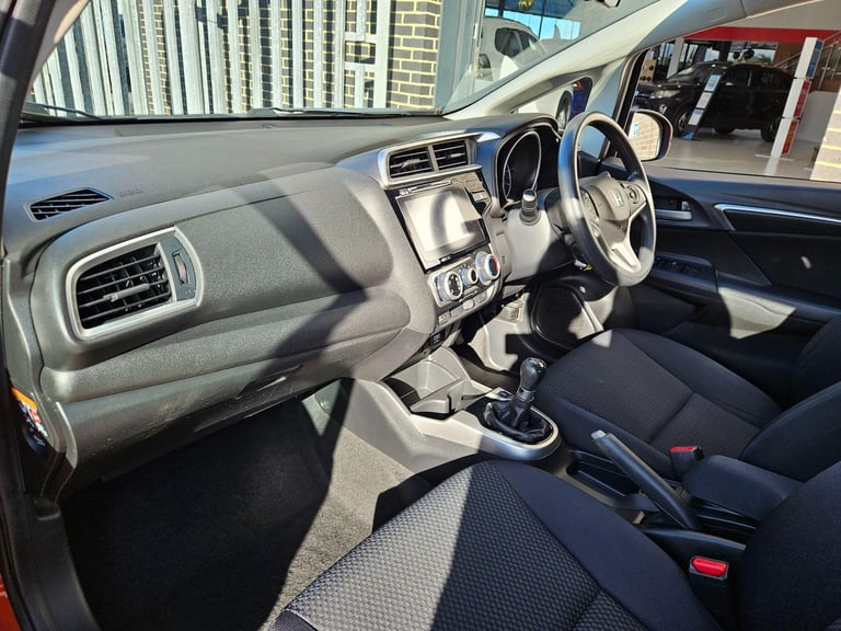 2018 Honda Jazz 1.3 i-VTEC SE Hatchback 5dr Petrol Manual Euro 6 (s/s) (102 ps) Petrol Manual