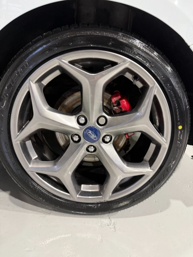 2013 Ford Focus 2.0T EcoBoost ST-3 Hatchback 5dr Petrol Manual Euro 5 s/s 250 ps Top Spec  Hatchb...