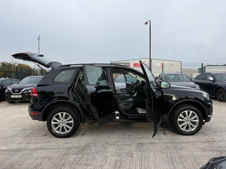 2015 Volkswagen Touareg 3.0 TDI V6 BlueMotion Tech Escape SUV 5dr Diesel