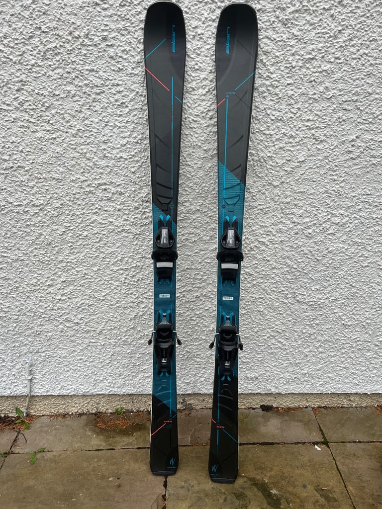 Elan Avidity skis
