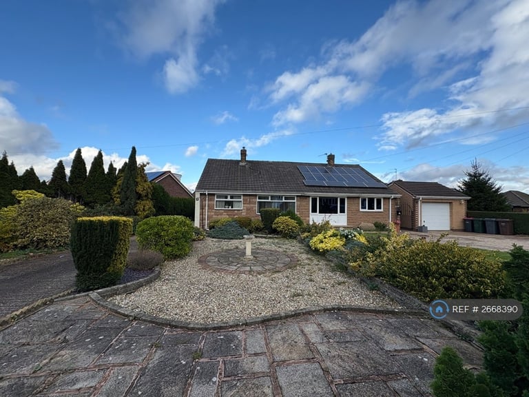 2 bedroom house in Keswick Crescent, Brinsworth, Rotherham, S60 (2 bed) (#2668390)