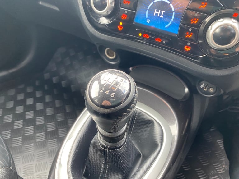 2014 Nissan Juke 1.5 dCi Tekna 5dr HATCHBACK Diesel Manual