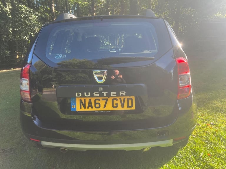DACIA DUSTER 1.5 Prestige One owner from dCi 110 4x2 Auto Black Auto Diesel 2017