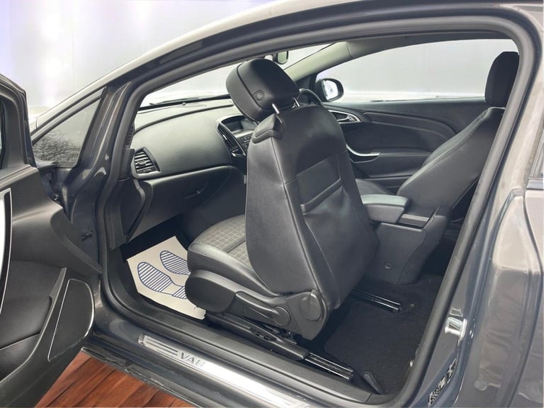 2013 Vauxhall Astra 1.4T SRi Euro 5 (s/s) 3dr Petrol