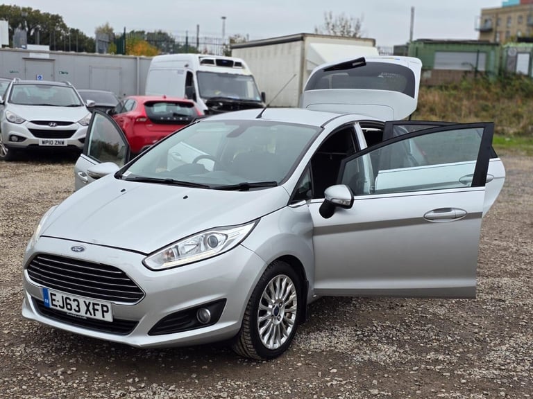 2013 Ford Fiesta 1.0T EcoBoost Titanium Euro 5 (s/s) 5dr Hatchback Petrol Manual