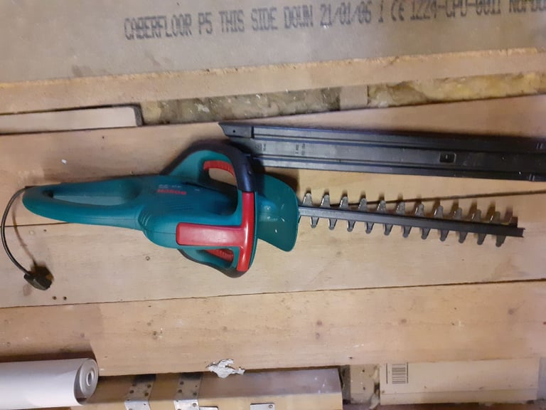 Bosh hedge trimmer . 