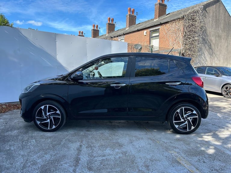 2024 Hyundai i10 1.0 Premium Hatchback 5dr Petrol Auto Euro 6 (s/s) (63 ps) Hatchback PETROL Auto...