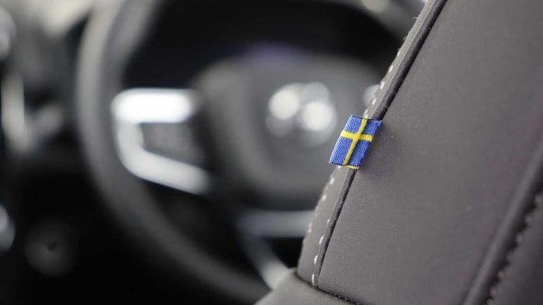 2025 Volvo XC40 Black Edition Ultra B3 Mild hybrid Petrol Automatic SUV Hybrid Automatic